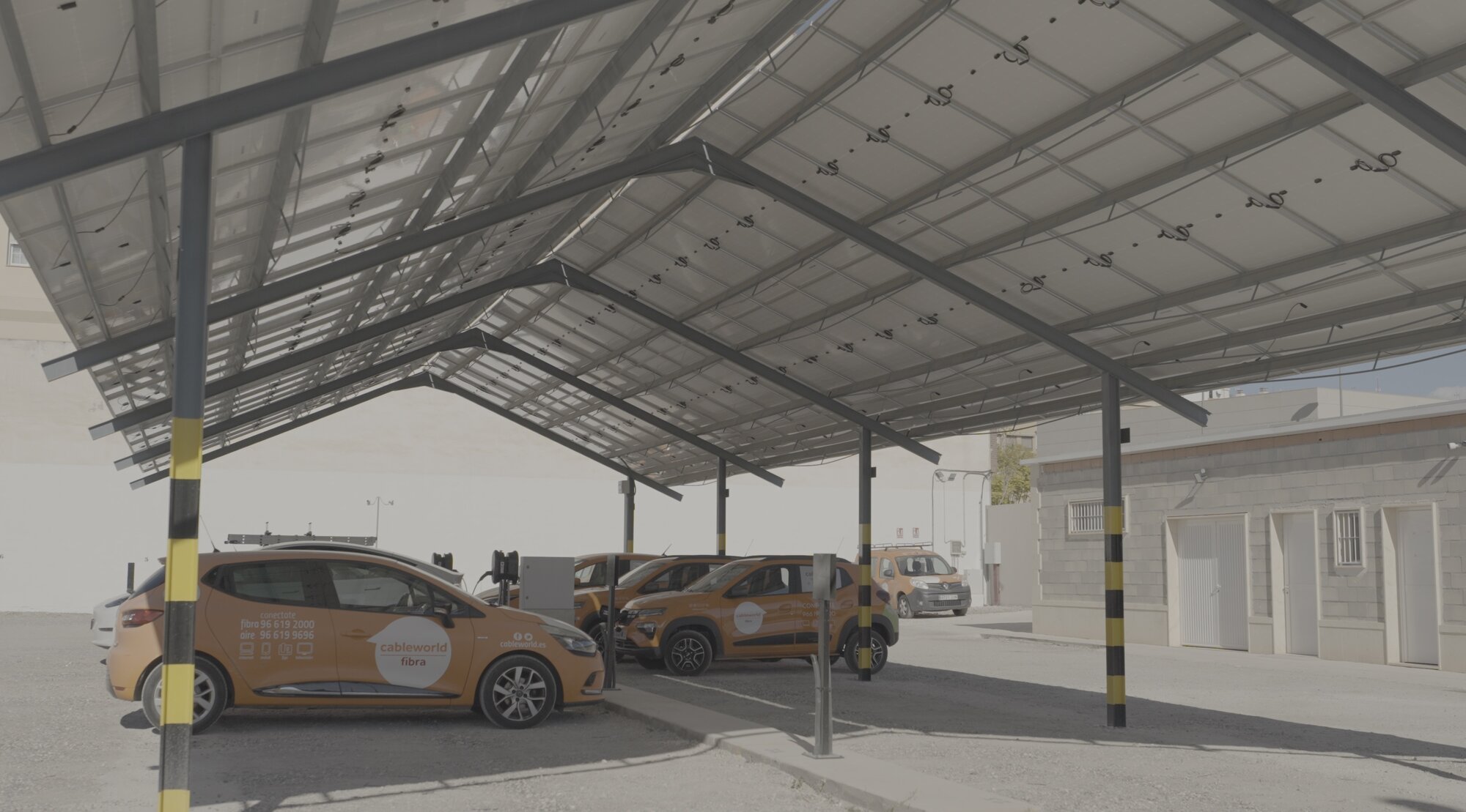 Pérgola industrial CableWorld