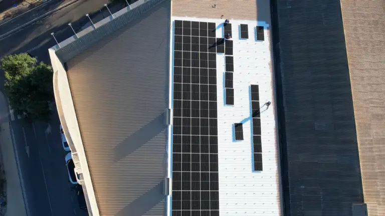 Historias Que Transforman_ A Todo Sol Instalaciones Fotovoltaicas 0-36 screenshot